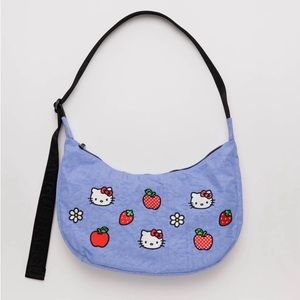 BAGGU Hello Kitty Medium Nylon Cresent Bag